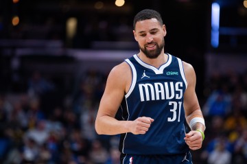 华体会网页版-这是能说的嘛~克莱4分钟14分对马刺替补席说：没关系 我们在摆烂