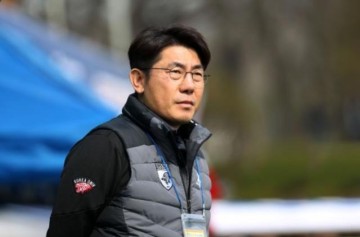 华体会官网-国足苏州首个对手换帅 关岛任命韩国人徐东沅执教